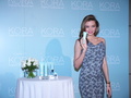 「コーラ オーガニック バイ ミランダ・カー（KORA Organics by Miranda Kerr）」の記者会見に出席したミランダ・カー（2013年7月22日撮影）。(c)MODE PRESS