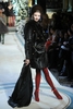 ニューヨーク市内ピエール ホテル（The Pierre Hotel）で開催された「ランバン フォー H&amp;M（Lanvin for H&amp;M）」のオートクチュール・ファッションショー（2010年11月18日撮影）。（c）AFP/Getty Images/Jamie McCarthy