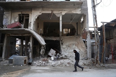 米大統領令で再会の夢断たれたシリア人夫婦