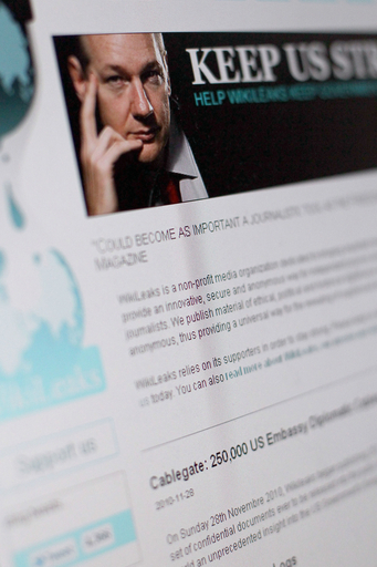 ウィキリークスが復旧、3ドメインで閲覧可能に