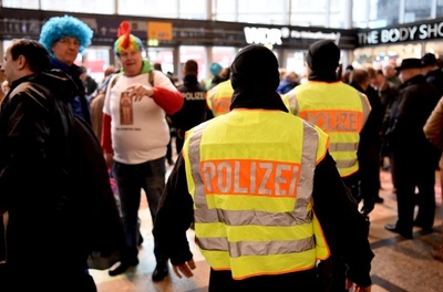 カーニバル初日の性犯罪、被害届は22件 独ケルン