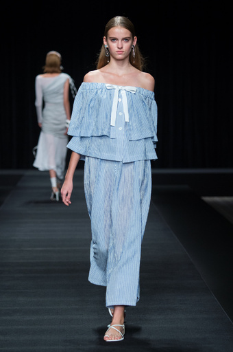 「タエ アシダ」17年春夏