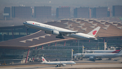 中国の国際旅客定期便 コロナ禍前の70.7％に回復