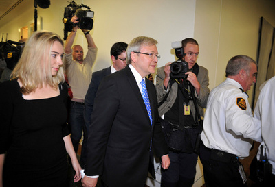 豪与党党首選、ラッド氏が勝利 ギラード首相引退へ