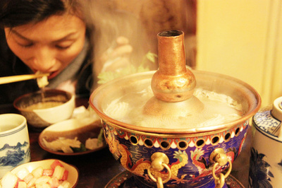 中国 寒気到来で鍋料理やダウンジャケット、綿布団の売り上げが急増