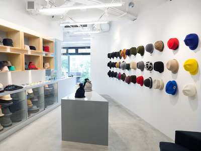 クチュール帽子を提案、「カミラフカ」旗艦店オープン