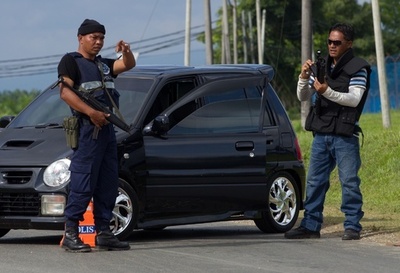 ボルネオ島で警官を奇襲、7人死亡 立てこもり事件と関係か