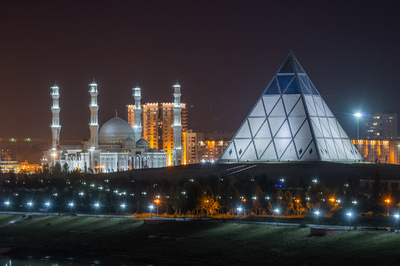 中国ではカザフスタン観光が大きなブームに