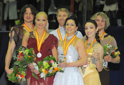 デロベル／ショウエンフェルデール組が初優勝、フィギュアGPファイナル