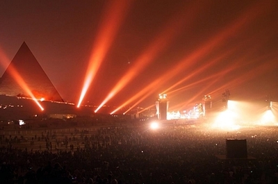 音楽イベントでのレーザー光線で視力に異常、失明の可能性も ロシア