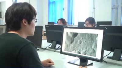 月最大のクレーターの成分異常物質は主に月の地殻に由来 中国山東大学