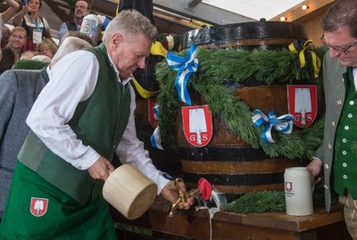 ビールの祭典「オクトーバーフェスト」開幕、ドイツ・ミュンヘン