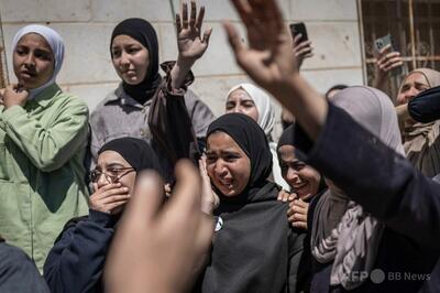 イスラエル人入植者が学校襲撃、14歳少年含む2人殺害 住民が証言