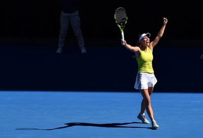 ウォズニアッキ、土壇場から大逆転で全豪32強 MP2本しのぐ