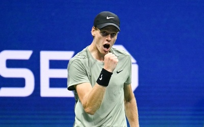 シナーが全米OP8強入り メドベージェフと激突へ