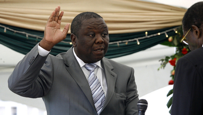 ジンバブエ、野党議長が首相就任