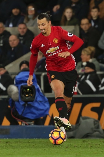 イブラ「アーセナル戦に出られず申し訳ない」 累積警告による出場停止を謝罪