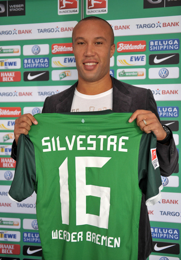 ヴェルダー・ブレーメン シルヴェストルを獲得