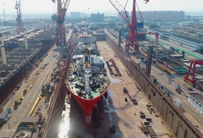 中国初のLNG輸送充填船が稼働開始