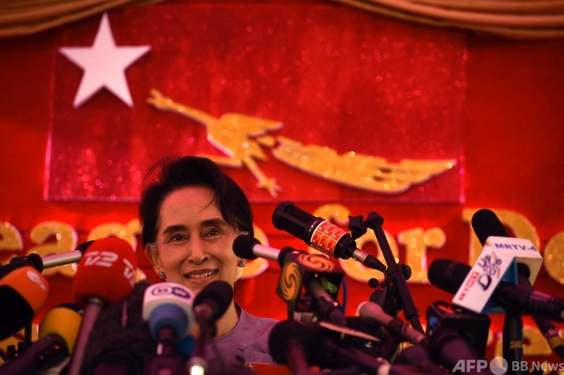 スー・チー氏率いるNLDの解党を検討 ミャンマー選管委員長