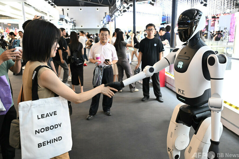 深センに世界初のロボット6Sショップ誕生