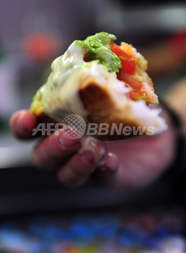 食のバリアフリープロジェクト Freeなレシピ 8野菜で味を作る技 ベージュ アラン デュカス 東京 小島 景シェフ ベジタリアン 料理通信