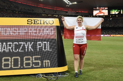 ヴォダルチク選手　サイン　女子ハンマー投げ 女子ハンマー投世界記録保持者のヴォダルチクが膝の手術から復帰