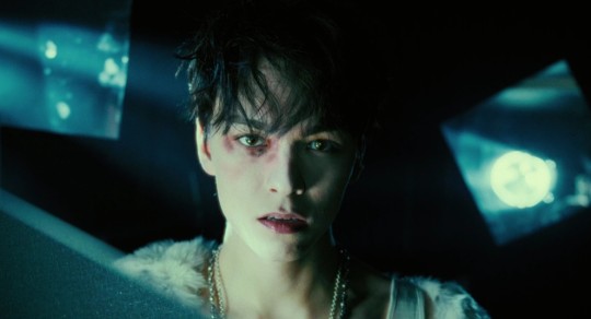 SEVENTEEN VERNON、「Black Eye」 MVティーザー追加公開 写真枚 国際