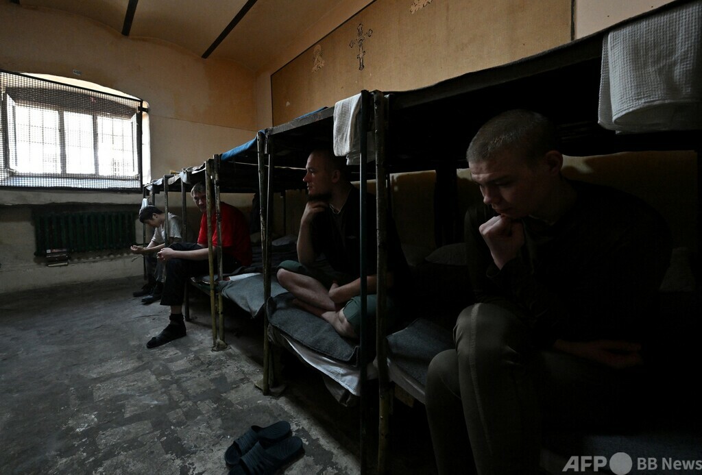 ウクライナとロシア、互いの捕虜を拷問 国連監視団 写真4枚 国際ニュース：afpbb News