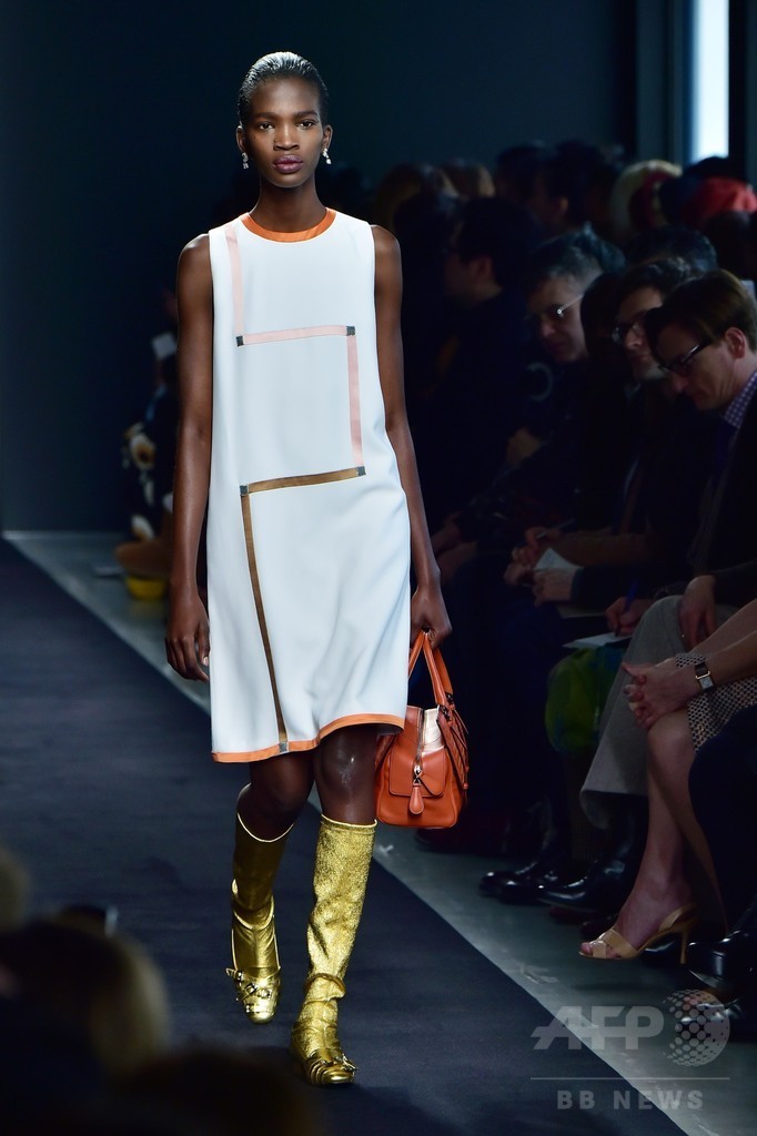 着る人の個性を引き立てる服を提案、「ボッテガ・ヴェネタ」15/16秋冬