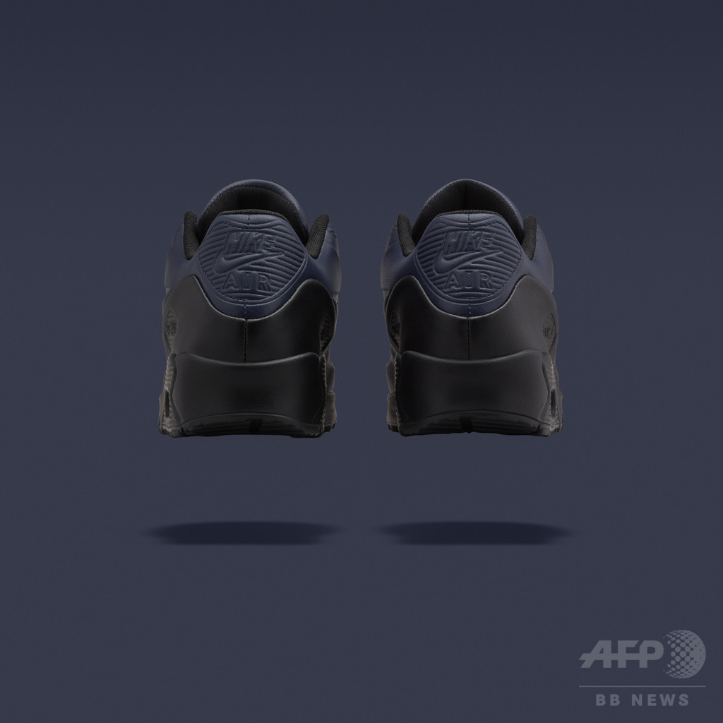 「NikeLab x sacai」フルラインナップ公開、発売は25日