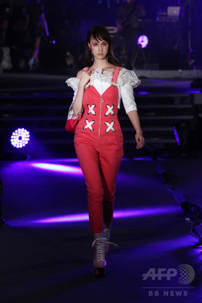 今シーズンもかわいさ全開、「スレトシス」15年春夏