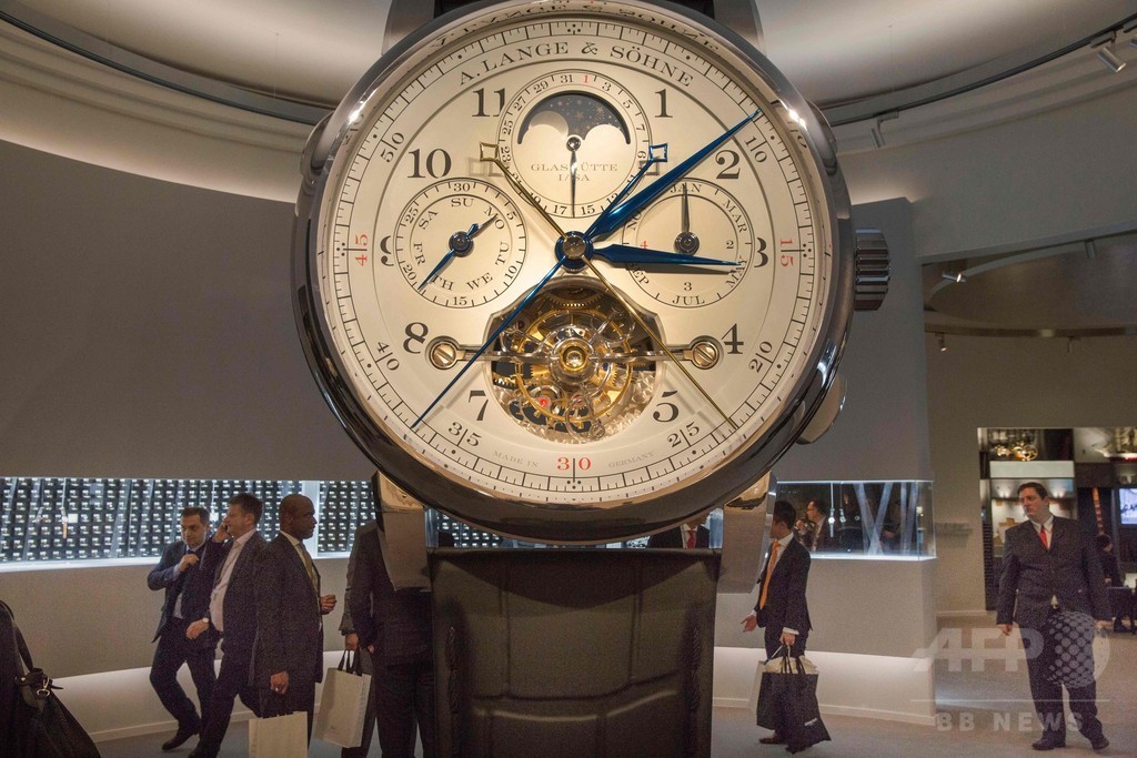 【写真特集】国際高級時計見本市「SIHH 2017」開幕