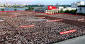 北朝鮮の国営朝鮮中央通信（Korean Central News Agency、KCNA）が公開した、平壌（Pyongyang）の金日成広場（Kim Il-Sung Square）に集まり国連（UN）に抗議する市民らの様子（2009年6月15日撮影）。(c)AFP/KCNA via KNS