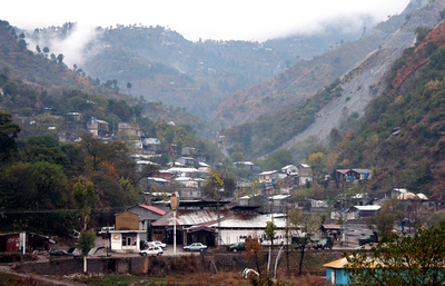 パキスタン当局、ムンバイ同時襲撃事件の「首謀者」を拘束