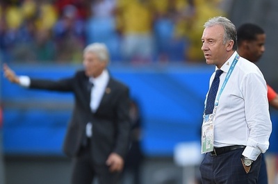 ザッケローニ監督、W杯に悔い残すも進退は明言せず