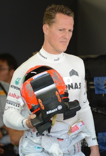 シューマッハ氏の容体は依然「安定」、当局はヘルメットのカメラに注目