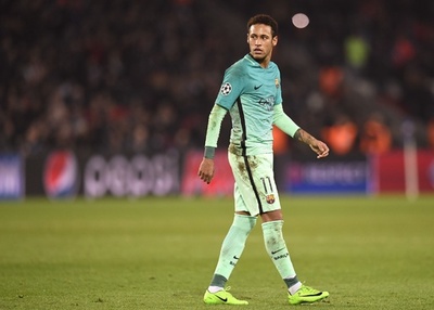 ネイマール、逆転は「事実上不可能」PSGに4失点の屈辱的大敗で