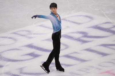 羽生ミス響きSP3位発進、首位は王者チェン 世界フィギュア