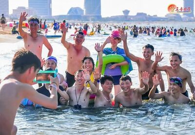 北朝鮮、元山葛麻観光地区を大々的に宣伝…大型プールやVR施設も公開