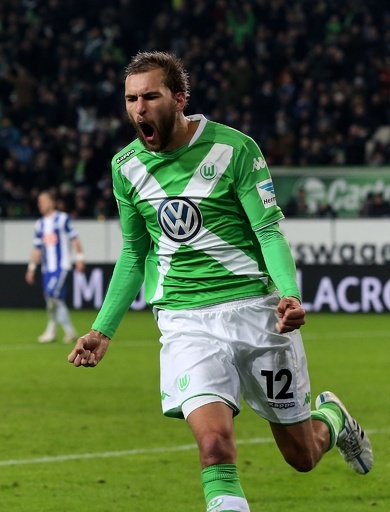 ボルフスブルク、好調ドストの2得点で勝利