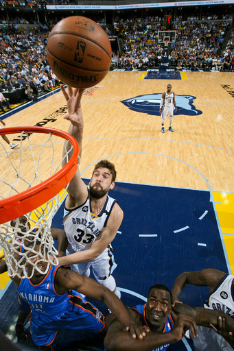 グリズリーズがカンファレンス決勝に王手、NBAプレーオフ