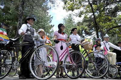 コロンビアで「カーフリーデー」、自転車で気分よく