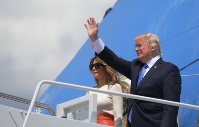 トランプ米大統領、初の外遊に出発 中東・欧州歴訪