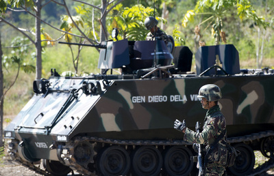 フィリピン南部の軍検問所で爆発、少なくとも5人死亡