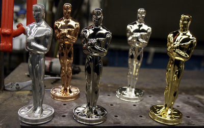 ＜第79回アカデミー賞＞授賞式に向けオスカー像の制作が進む - 米国