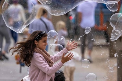 【今日の1枚】シャボン玉とゴッツンコ
