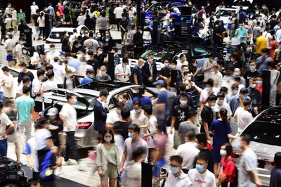 中国の自動車消費が回復の兆し 8月は販売増の見込み