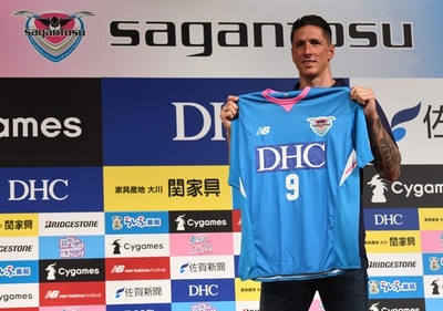 サガン鳥栖加入のトーレスが記者会見、「全力尽くす」