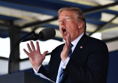 トランプ米大統領、「絶対的な権限」で自分を恩赦できると主張